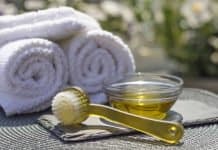 Altbewährte Wickel Spa Salon Resort Öl Massage Pinsel Freude Körper