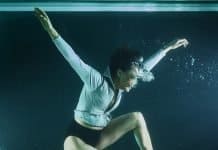 Atemtherapie und Physiotherapie in der Kinderheilkunde Wasser Unterwasser Bildende Kunst Freiheit Leben