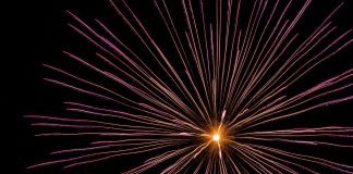Feuerwerk Pyrotechnik Licht Explosion Nacht Hell