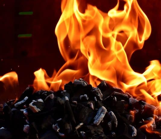 Feuer Flammen Kohle Brennen Heiß Stimmung