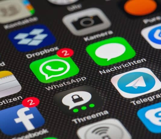 Internet Whatsapp Smartphone Kommunikation Telefon