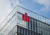 Sparkasse reagiert auf Kundenvorwurf der übertriebenen Gebühr Architektur Modern Gebäude Fassade Haus Hochhaus