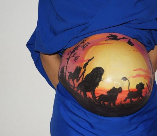 Bauch-Malerei König Der Löwen Schwanger Baby