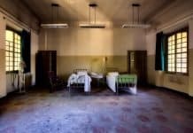 Benimmregeln für die Klinik – so klappt der Krankenbesuch Krankenhaus Zimmer Innerhalb Drinnen Innenraum