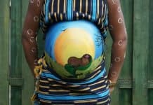 Ein Baby – der Vorsatz Nr.1 für’s neue Jahr Bauch-Malerei Baby Schwanger Bellypaint Afrika