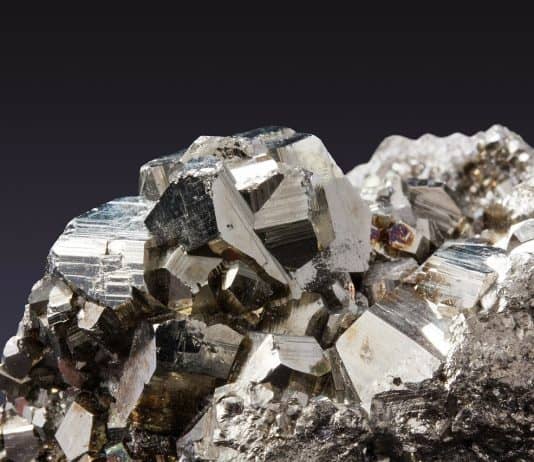 Pyrit Schwefelkies Katzengold Mineral Sulfide