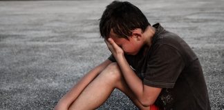 Weinen Schaden Unfall Schmerzen Leiden Junge Kind