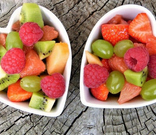 Vitamin K-Prophylaxe Obst Früchte Obstsalat Frisch Bio Gesund Herz