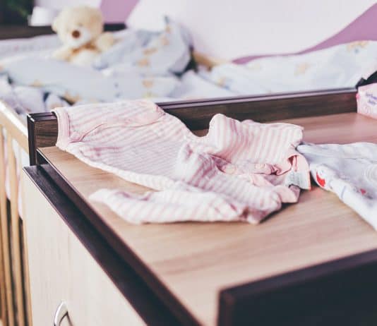 Tatort Hochbett Baby Bär Bett Blau Ändern Kinder Kleidung Krippe