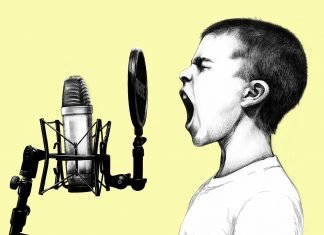 Konzert in der Schreistunde Junge Mikrofon Schrei Kinder Singen Männlich