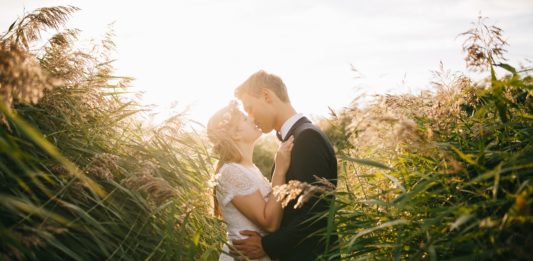 menschen mädchen mann kuss liebe hochzeit braut