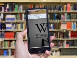 Wikipedia Bücher Enzyklopädie Themen Hand Iphone