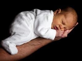 Baby Pflege Kinder Niedlich Hand Gesicht Schlafen