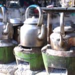 Harnwegsinfektionen mit viel Flüssigkeit und Wärme vorbeugen myanmar wasserkocher öfen metall alter teekanne