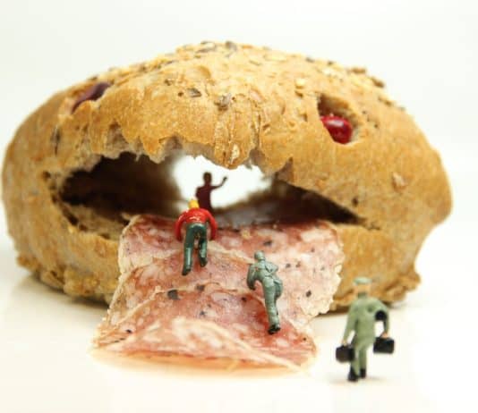 Was ist eigentlich ein Glyxbrötchen? brötchen salami miniaturfiguren brot baguette