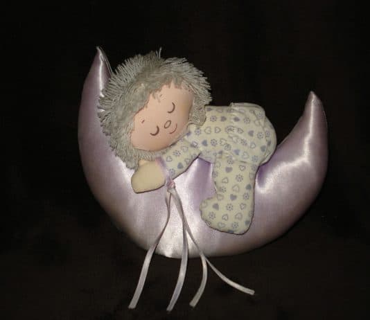 puppe spielzeug schlafen gute nacht mond kind