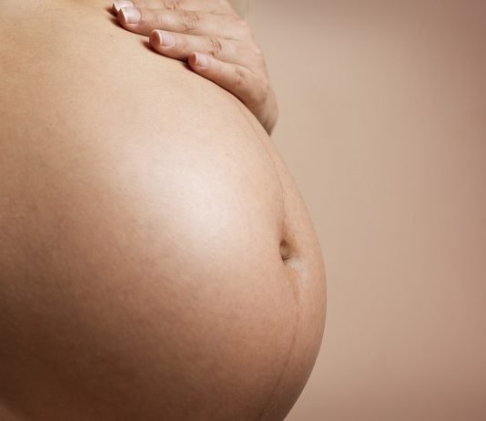 Pränataldiagnostik – Segen oder Fluch ? Schwanger Schwangere Frau Schwangerschaft