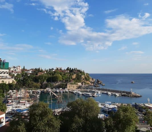 Antalya an der Türkischen Riviera. Hafen von Antalya