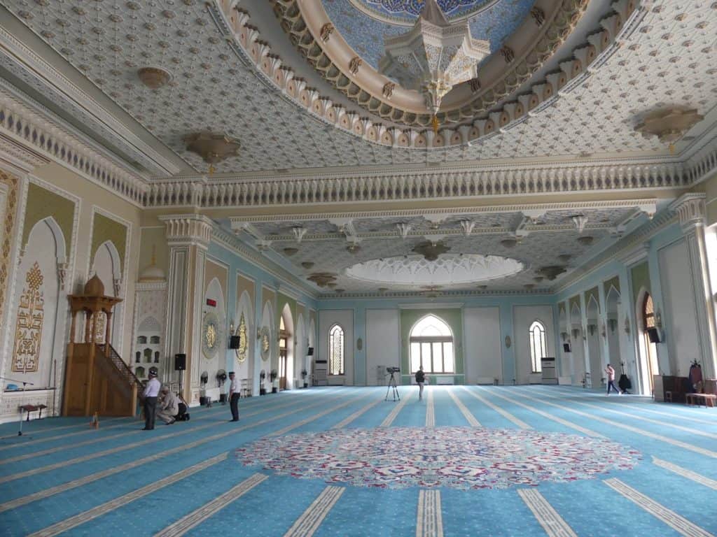 In der Moschee. Foto: Dr. Ronald Keusch