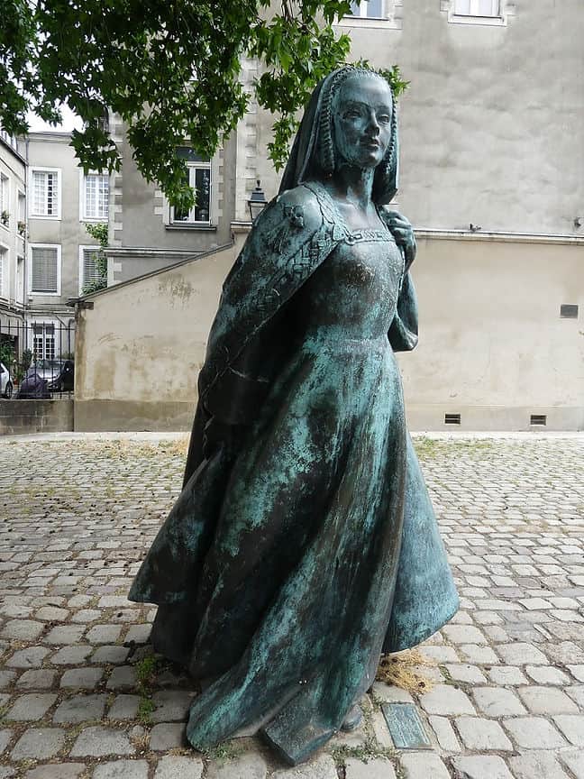 Skulptur der Herzogin Anne