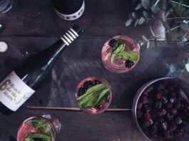 Photo Raspberry leaf tea