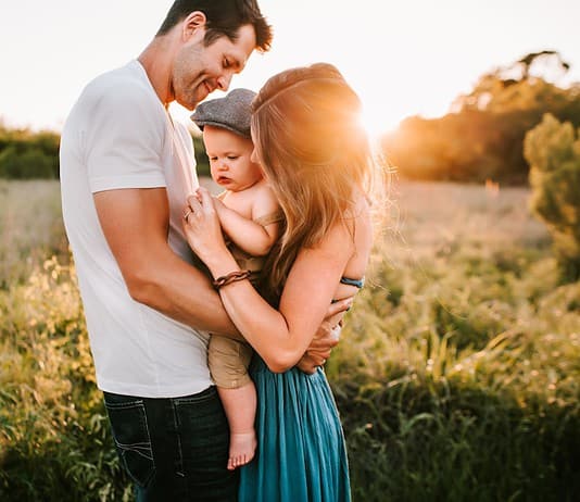 Top 20 Sehenswürdigkeiten von Fidschi für den Familienurlaub Photo Family snorkeling