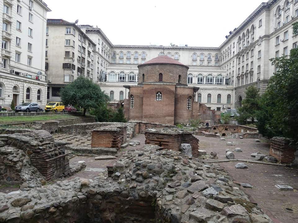 Georgi-Rotunde