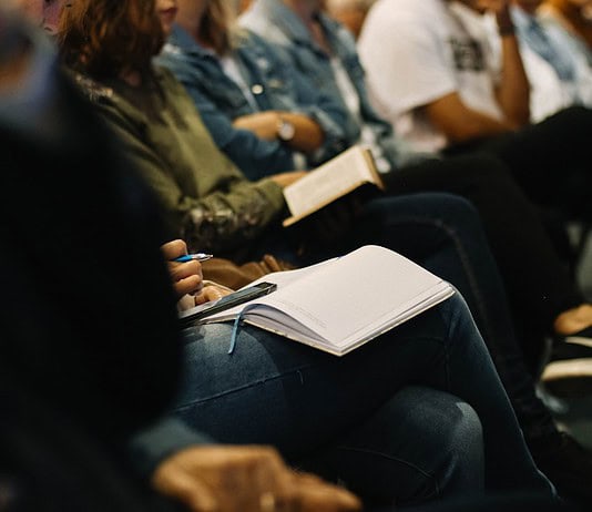 Photo Parent-teacher meeting