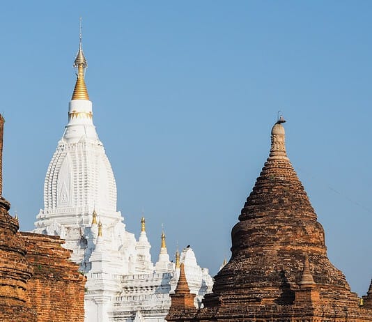 Top 20 Sehenswürdigkeiten von Myanmar für den Familienurlaub Photo Bagan Temples