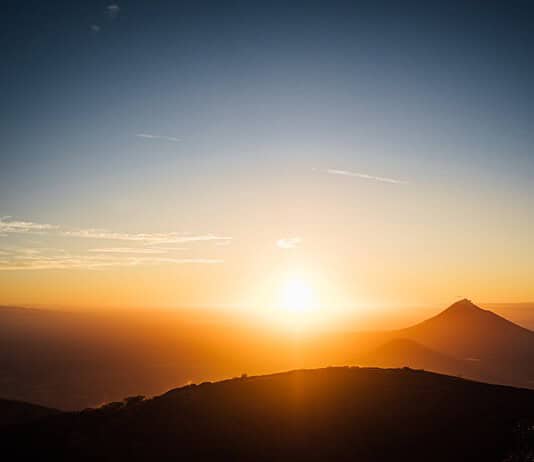 Top 20 Sehenswürdigkeiten von Nicaragua für den Familienurlaub Photo Nicaraguan volcano