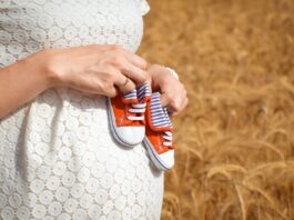 Bereite dich mit Geburtsvorbereitung auf die Ankunft deines Babys vor Photo Pregnant woman