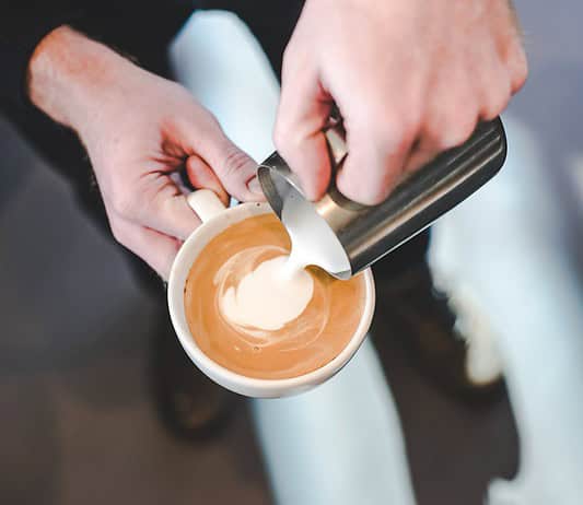 Narbenpflege nach Kaiserschnitt: Tipps für dich Photo Scar cream