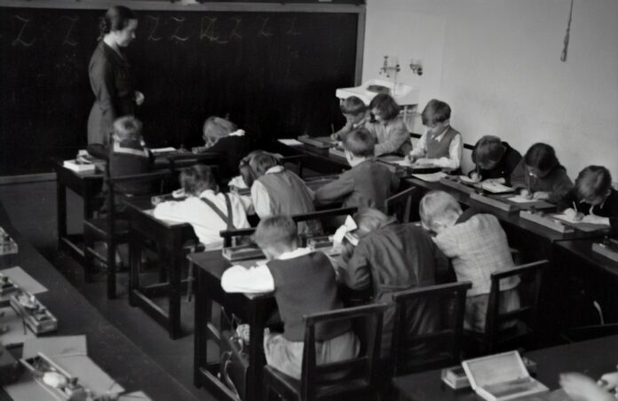 Photo Classroom