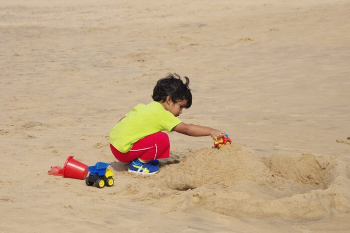 Photo Child playing