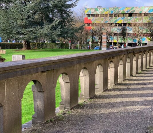 Photo University campus