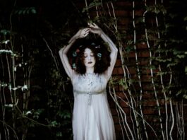 Photo Breastfeeding dress