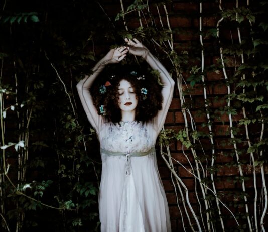 Photo Breastfeeding dress