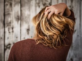 Haarausfall in der Stillzeit: Was du wissen solltest Photo Hair loss