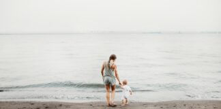 Photo Mother breastfeeding