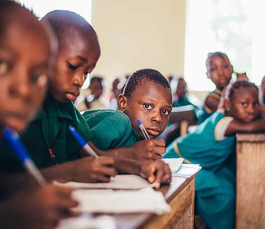 Studium für Hochbegabte: Finde dein perfektes Programm Photo Classroom setting