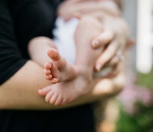 Photo Breastfeeding mother