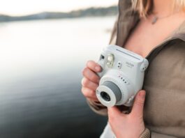 Entdecke die besten Angebote für erwachsene Unterhaltung! Photo Targeted ads