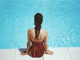 Photo birthing pool