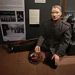 Kriegsinvalide am Beginn der Ausstellung