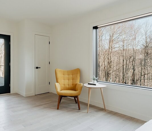 Photo expand living space