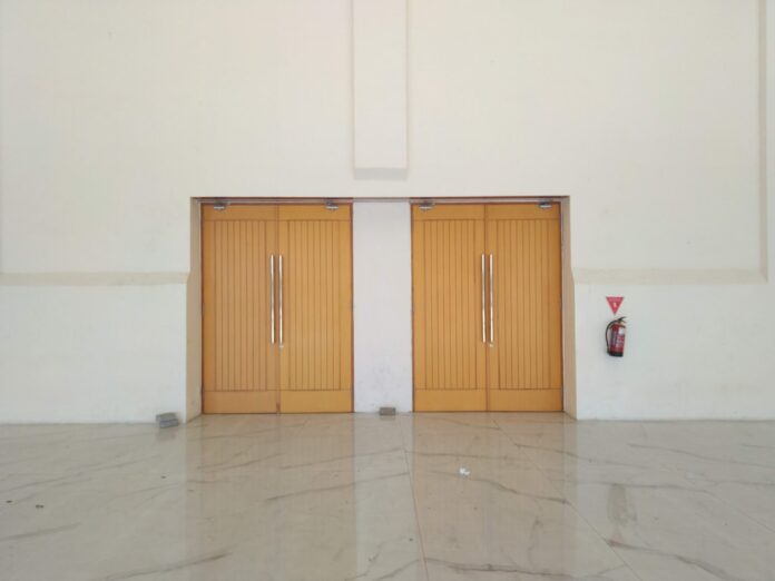 Photo Doors installation
