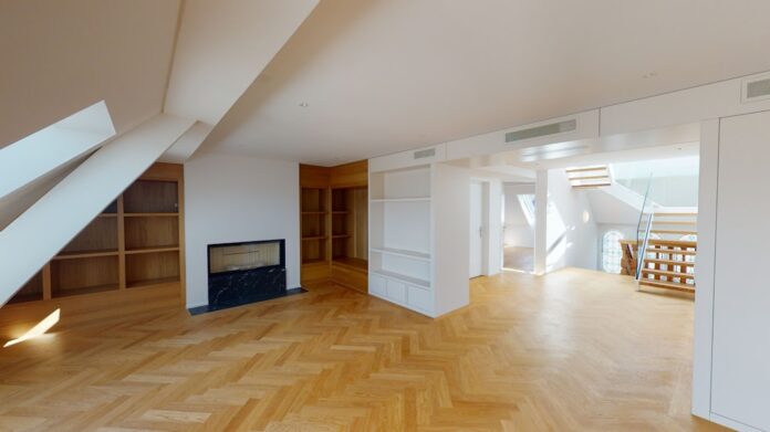 Photo flooring installation